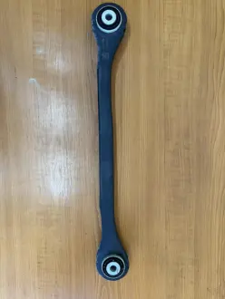 Важіль задньої підвіски поперечний лівий VAG 8W0501529D